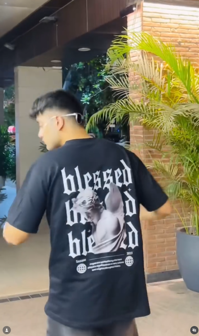 Wearing blessed @aurelius__001